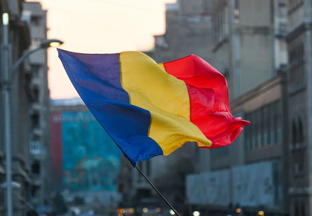 National Flag Day in Romania 1200x834 1