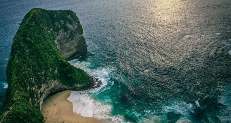 Dubai to Indonesia Visit Visa Price