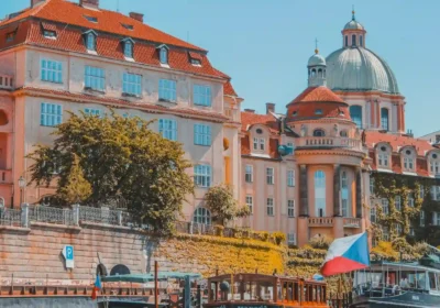 Czech Republic Visa Guide for UAE Residents: Indians, Pakistanis, Filipinos, Families & First-Time Applicants